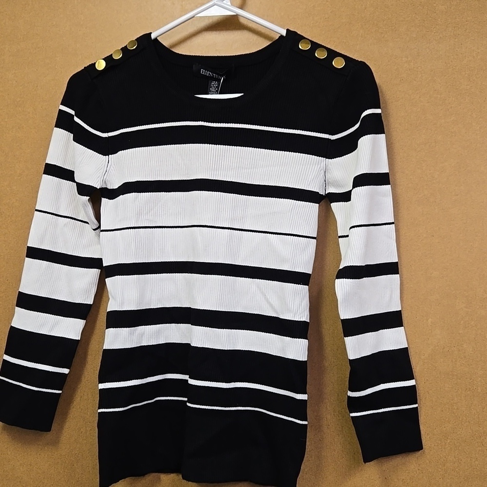 Ellen Tracy Size S Black and White Knit Top
